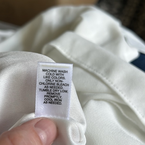 Versona top - Picture 8 of 8